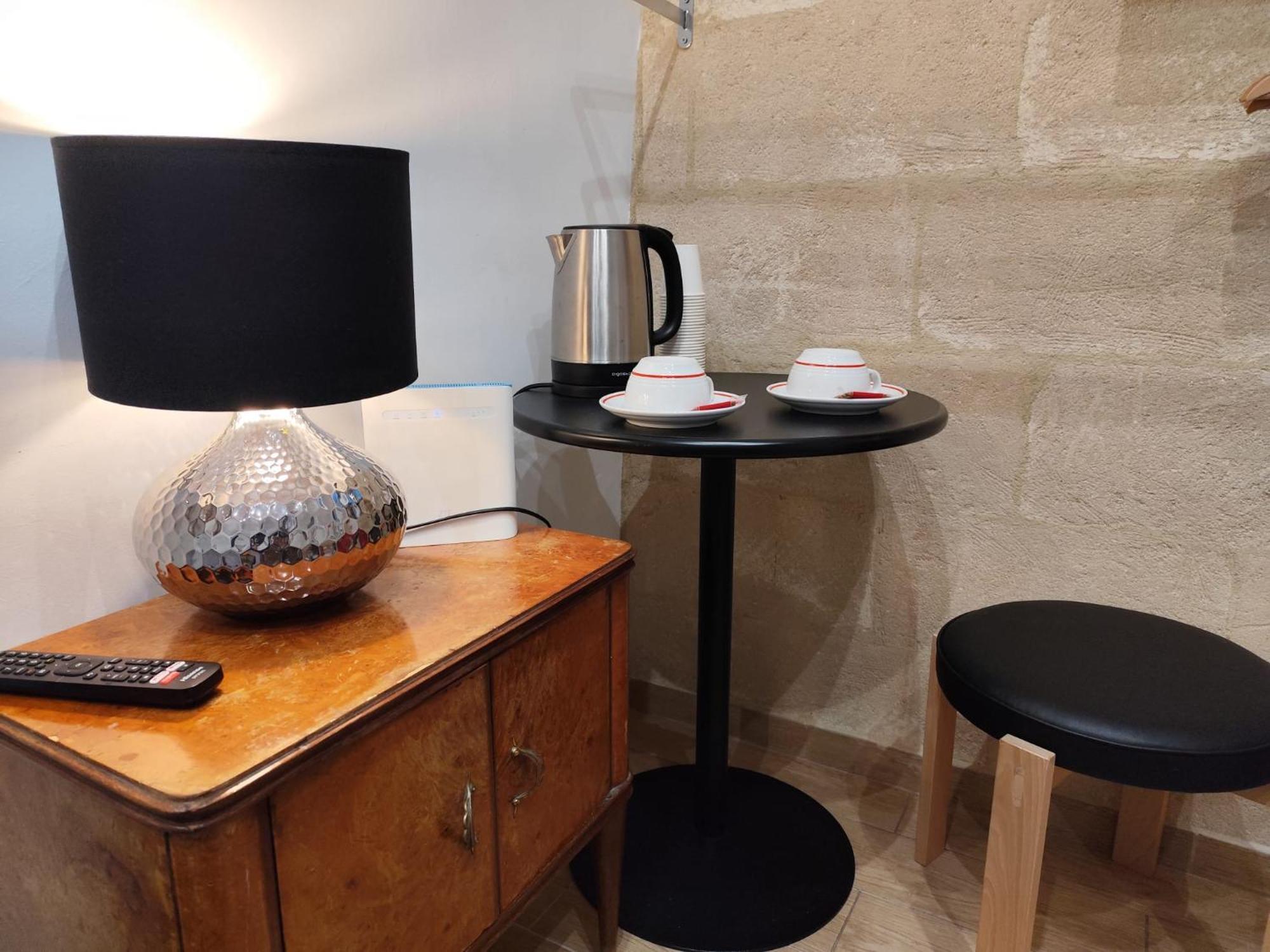 Corte Del Dattilo Nel Borgo Antico Bari Exterior foto